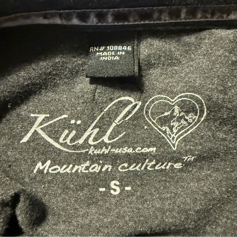 Kuhl Women's Gray knit half Button Shirt Small - Picture 9 of 11